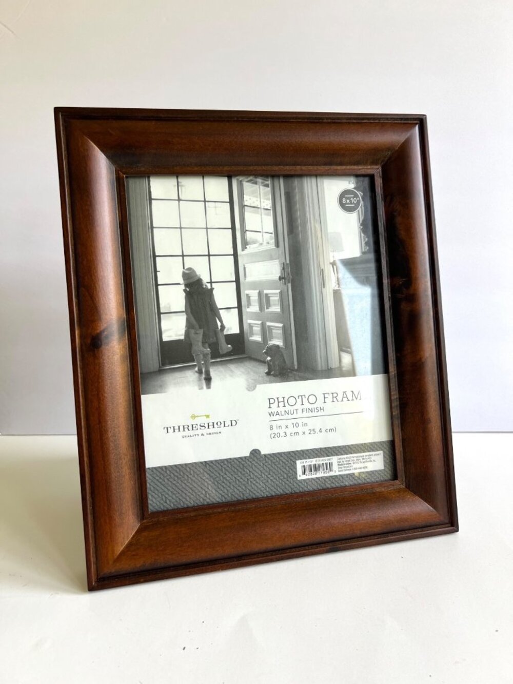NWT Threshold Wooden Photo Frame